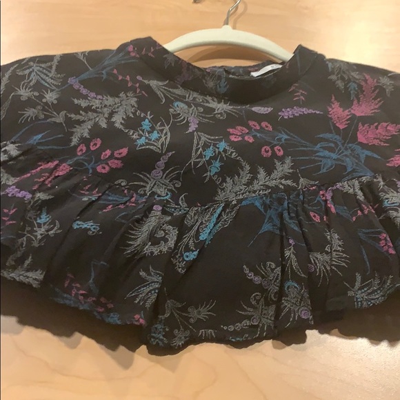 Flower Blouse - Picture 3 of 3